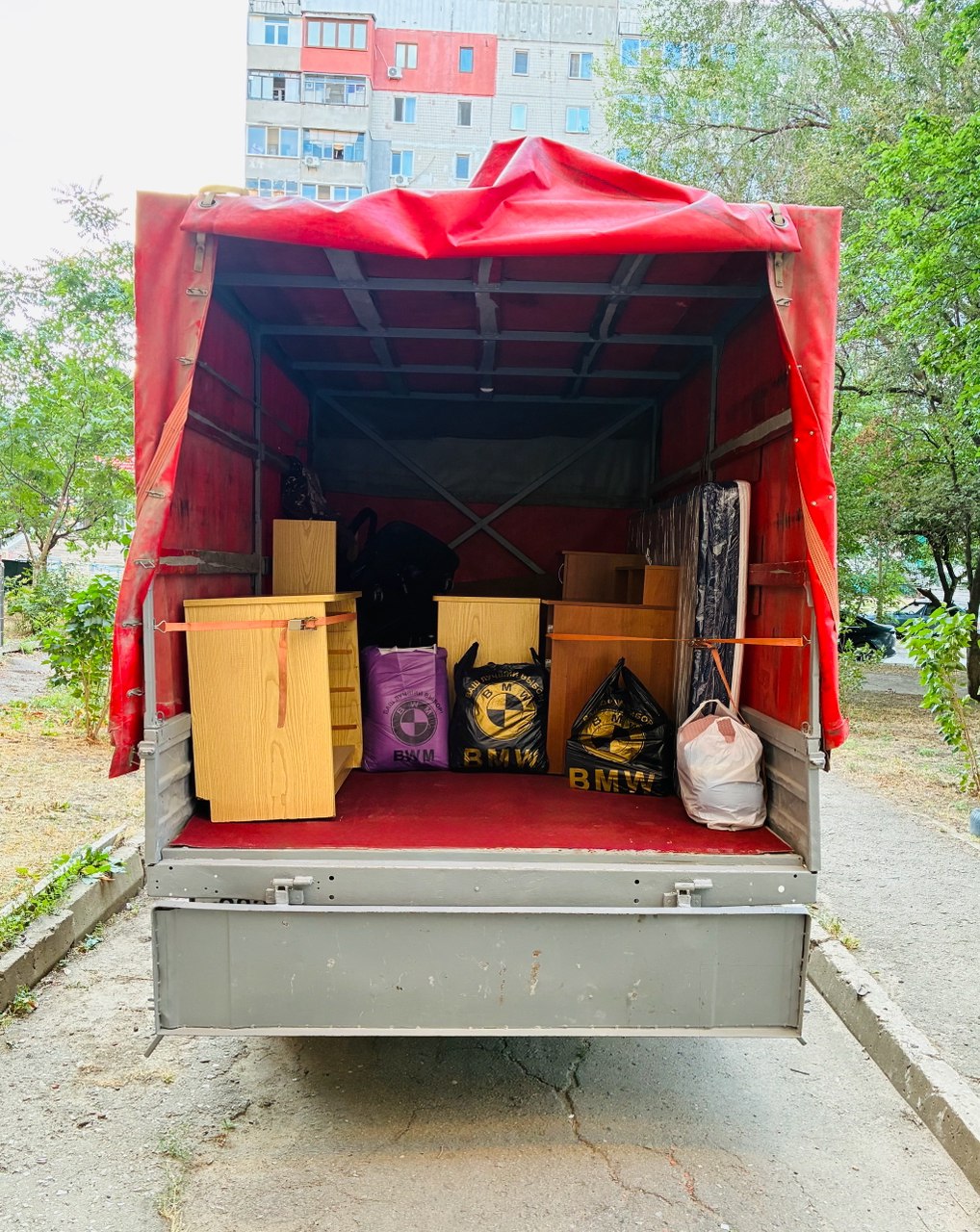 перевезли мебель и домашние вещи в Луганске image preview